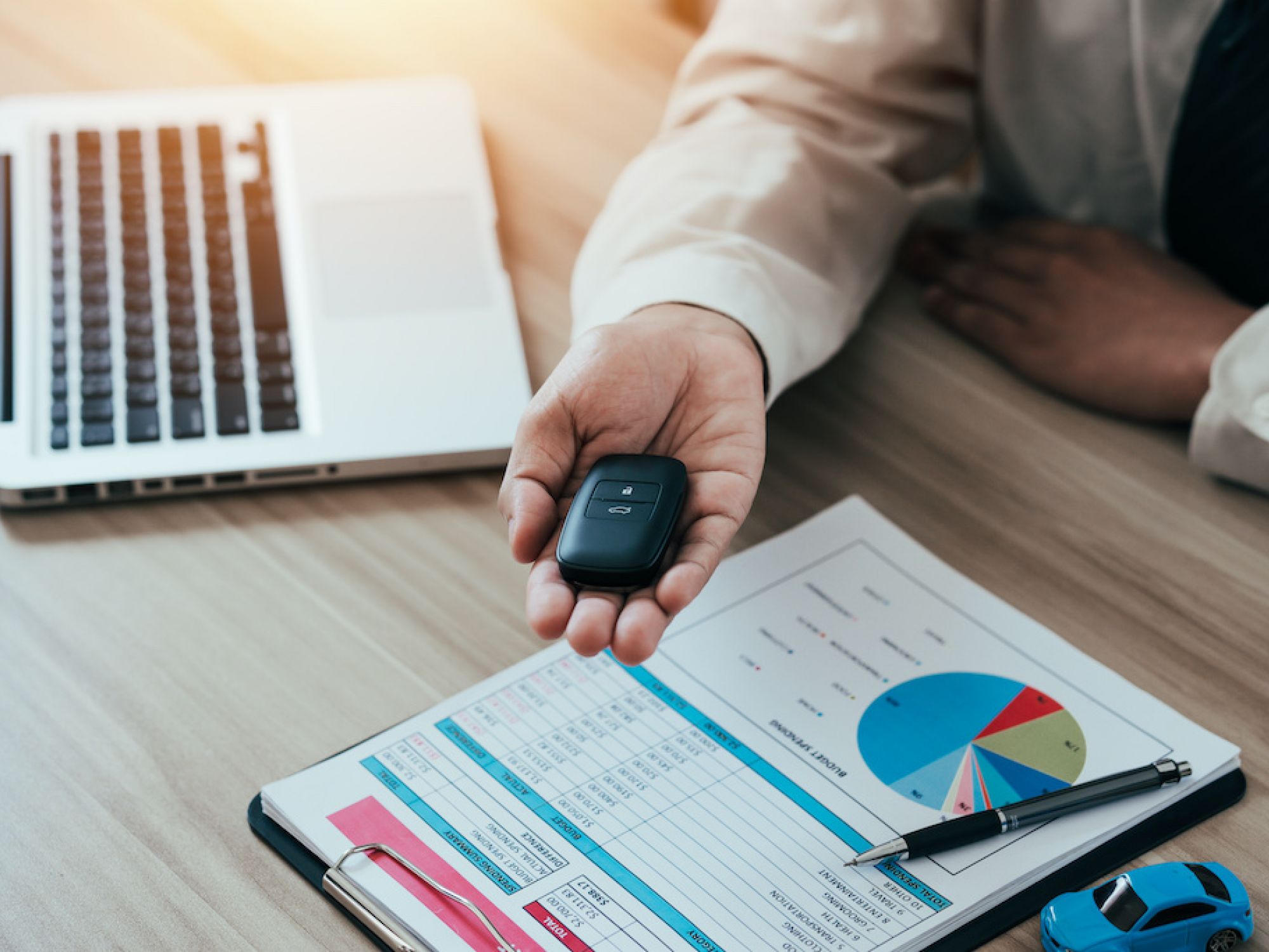 Why a Multi-Funder Approach Is More Important Than Ever for Containing Fleet Costs